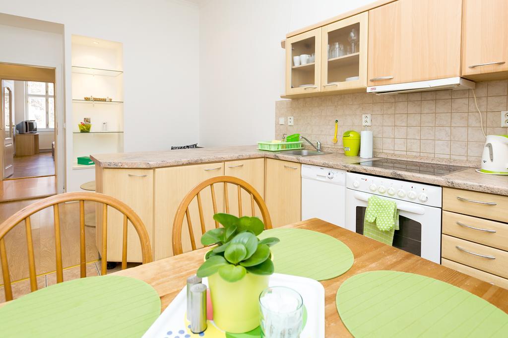 Chill Hill Apartments Прага Номер фото