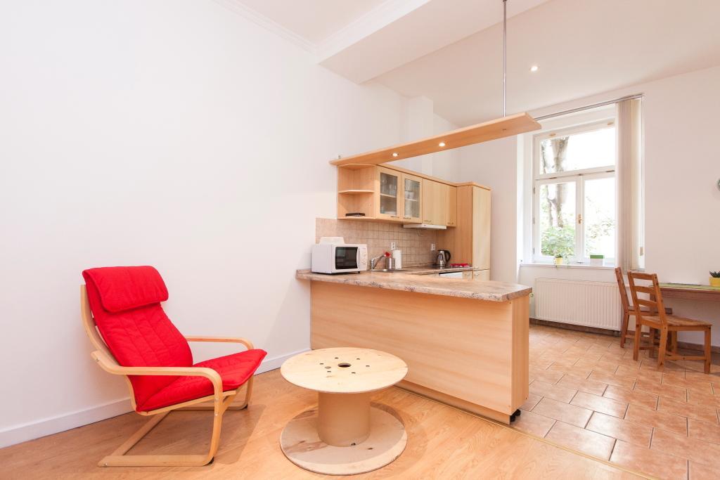 Chill Hill Apartments Прага Экстерьер фото